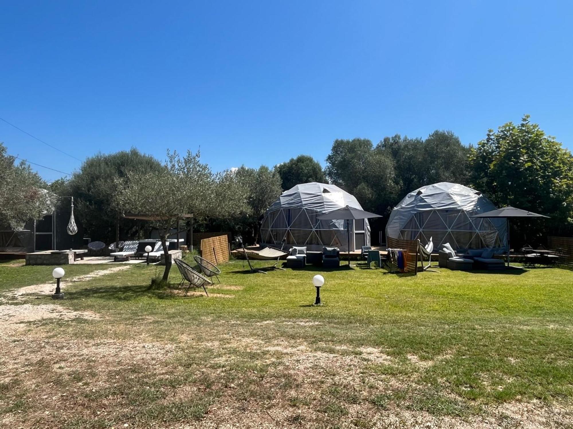 Manna Gea Glamping Domes Hotell Vónitsa Eksteriør bilde